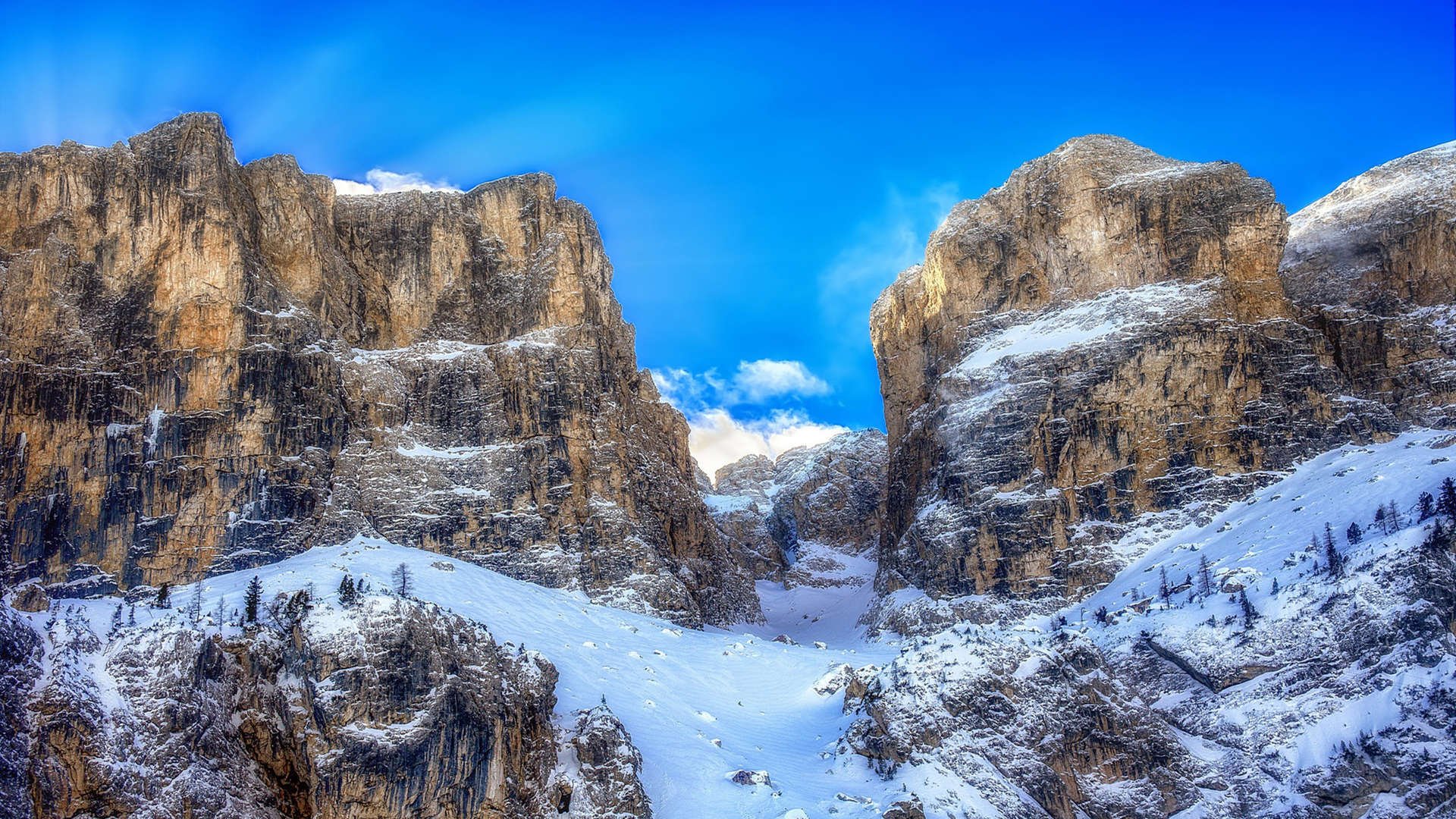 年终总决赛，当职业战场轻取表演舞台，鲁德用球拍点燃真正的赛场