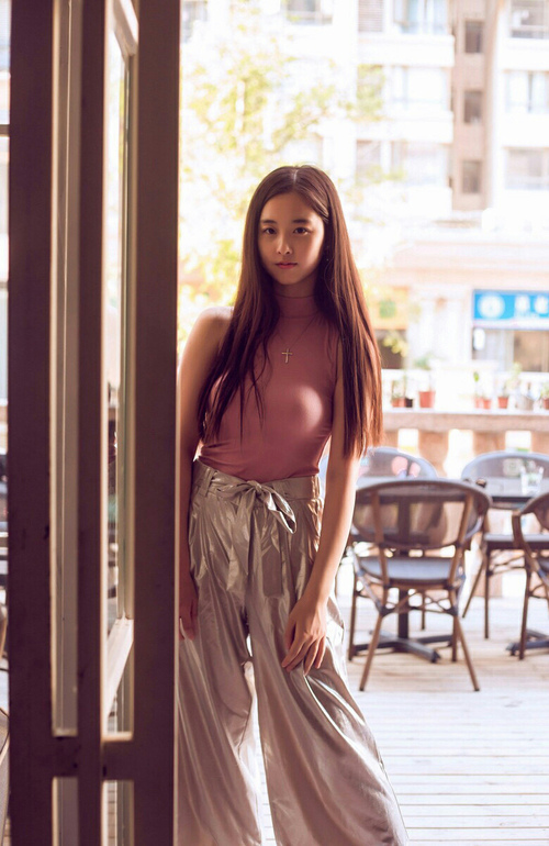 湖城破晓,一人单骑,76人加时鏖战背后的唯一性救赎